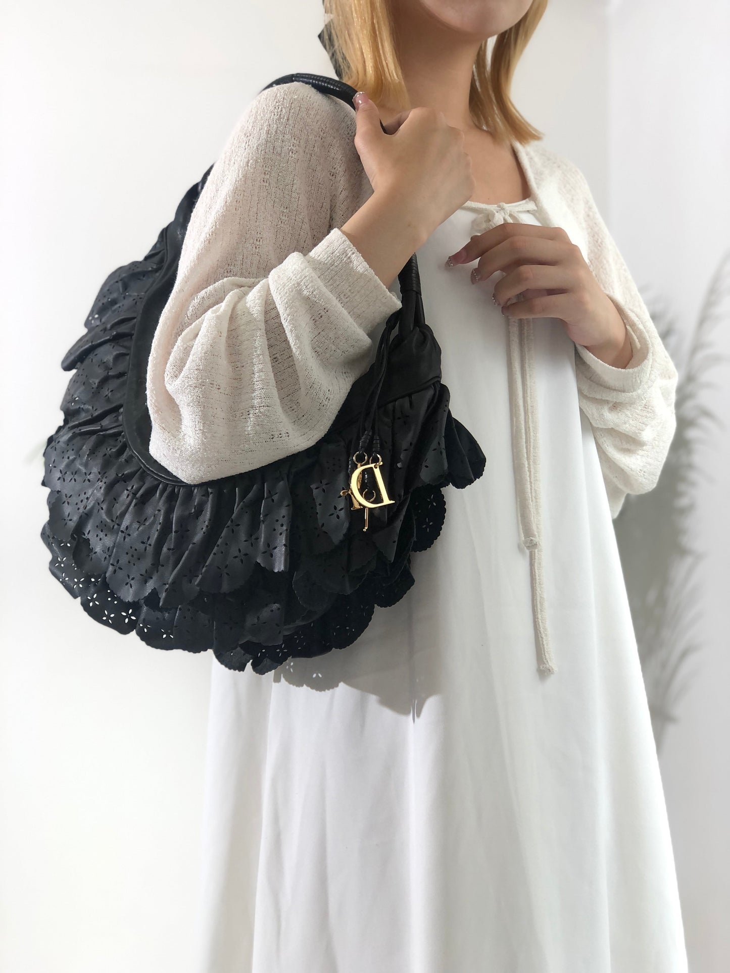 Christian Dior  Logo Charm Cut Out Leather Handbag Shoulder bag Black Vintage 54pzak