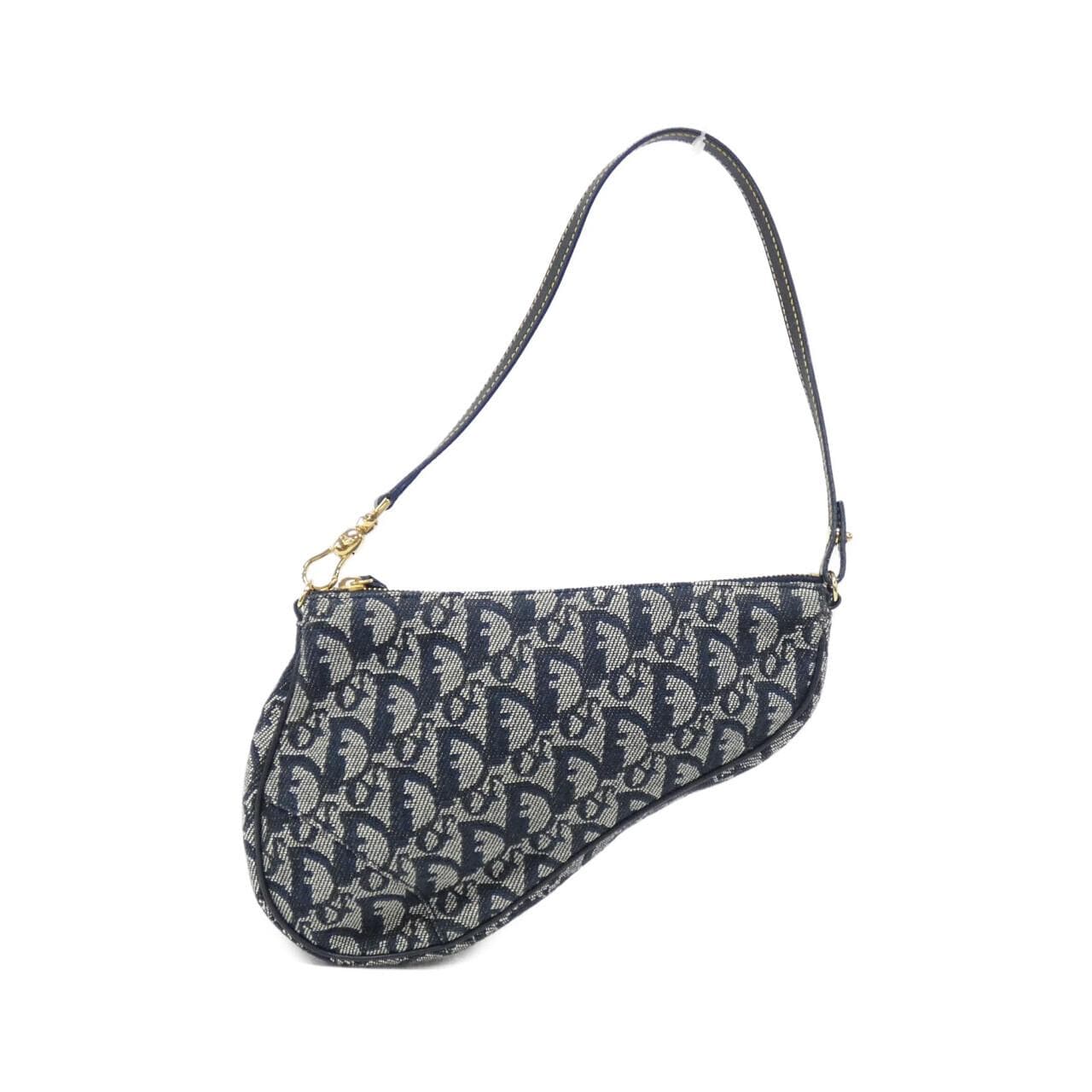 []C.Dior Shoulder Bag