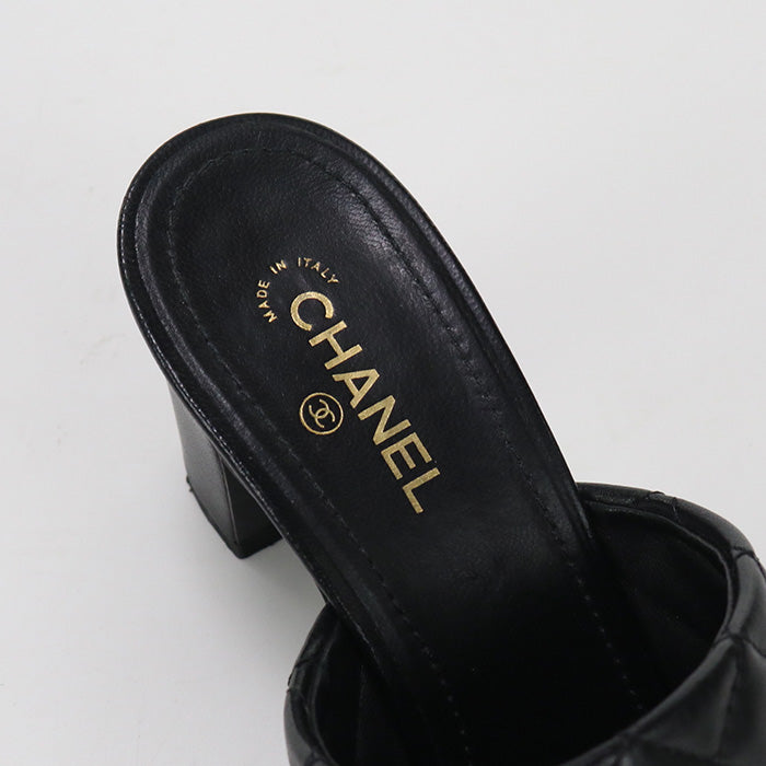 CHANEL G32682 Sandals Matrasse Chain Mule leather black Women