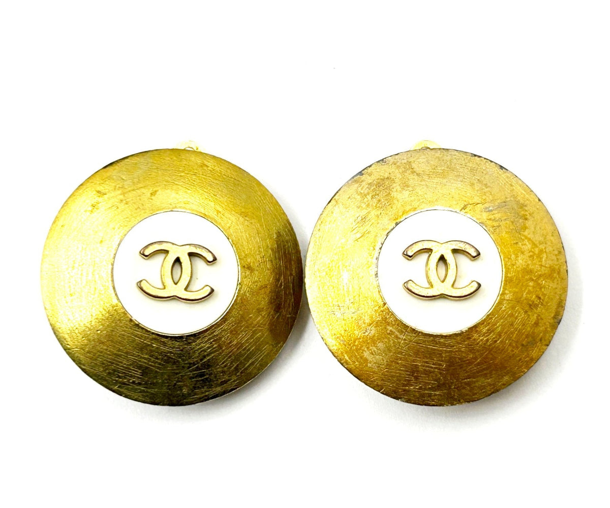 Top Quality Chanel Gold Plated CC White Disc Clip On Earrings