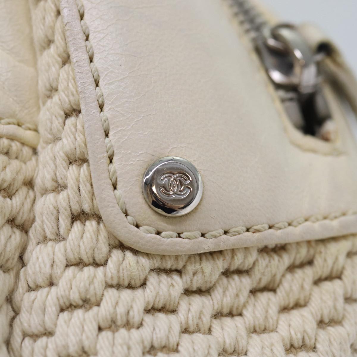 Top Quality Chanel Hand Bag Canvas Leather Beige CC Auth yb619