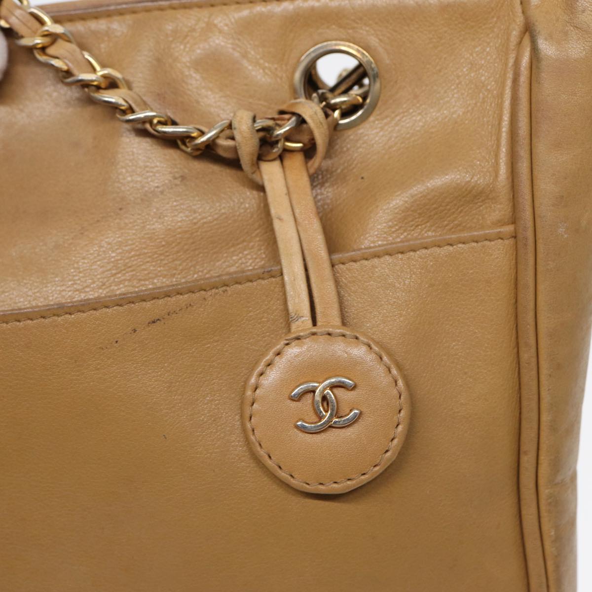Top Quality Chanel Matelasse Chain Shoulder Bag Leather Beige Gold CC Auth yb672
