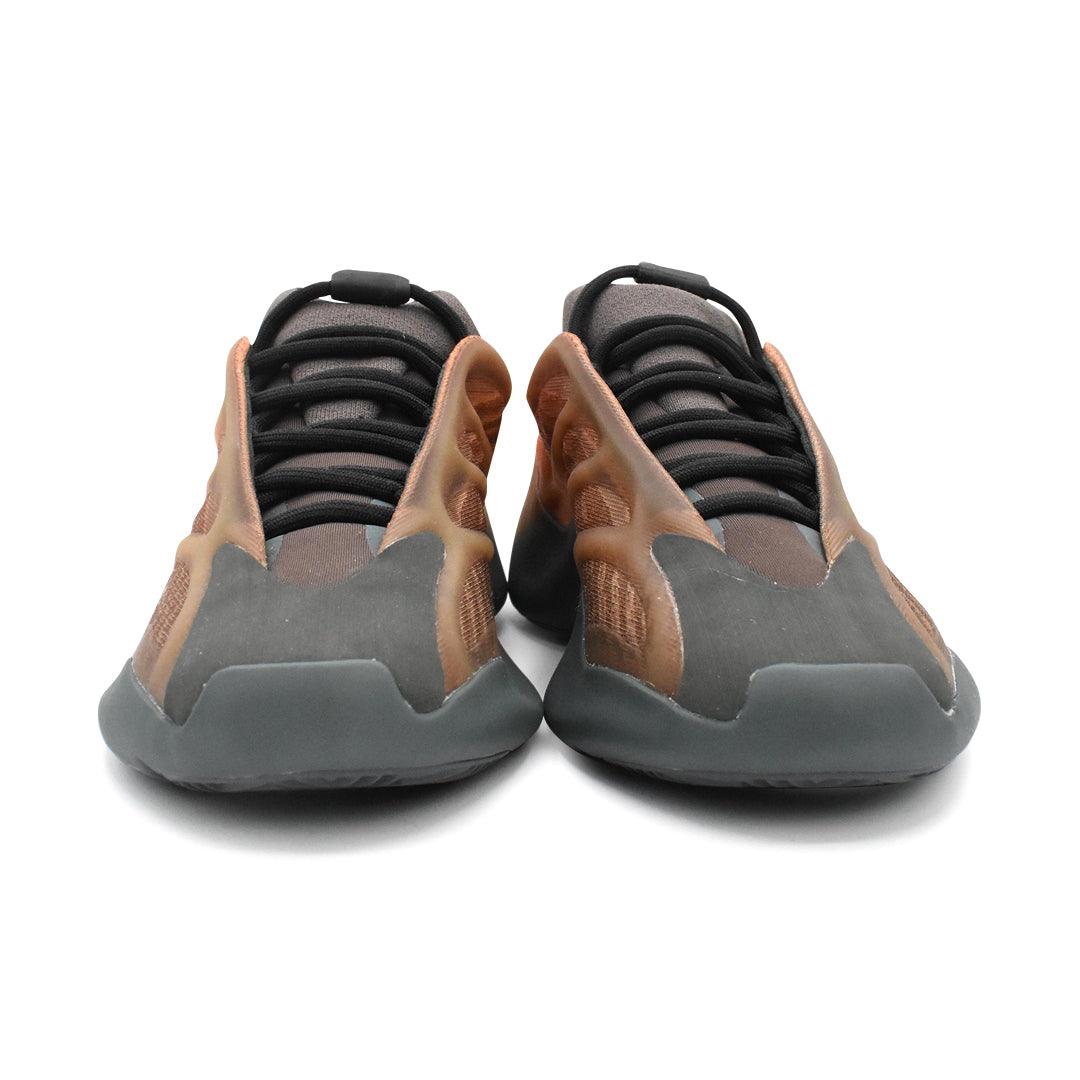 Yeezy '700 V3' Sneakers - Men's 7.5/Women's 8.5