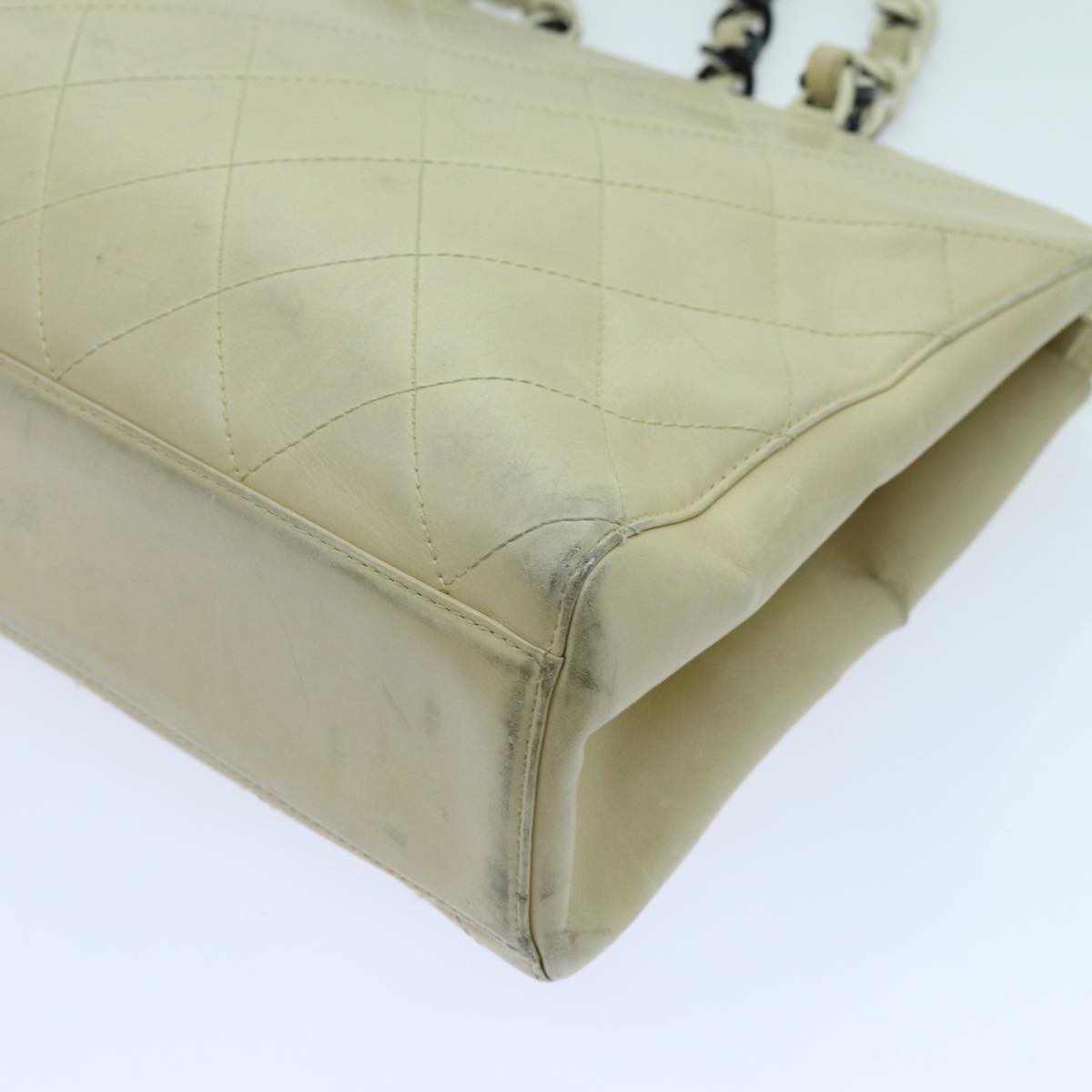 Top Quality Chanel Matelasse Chain Tote Bag Leather Beige CC Auth yk11588