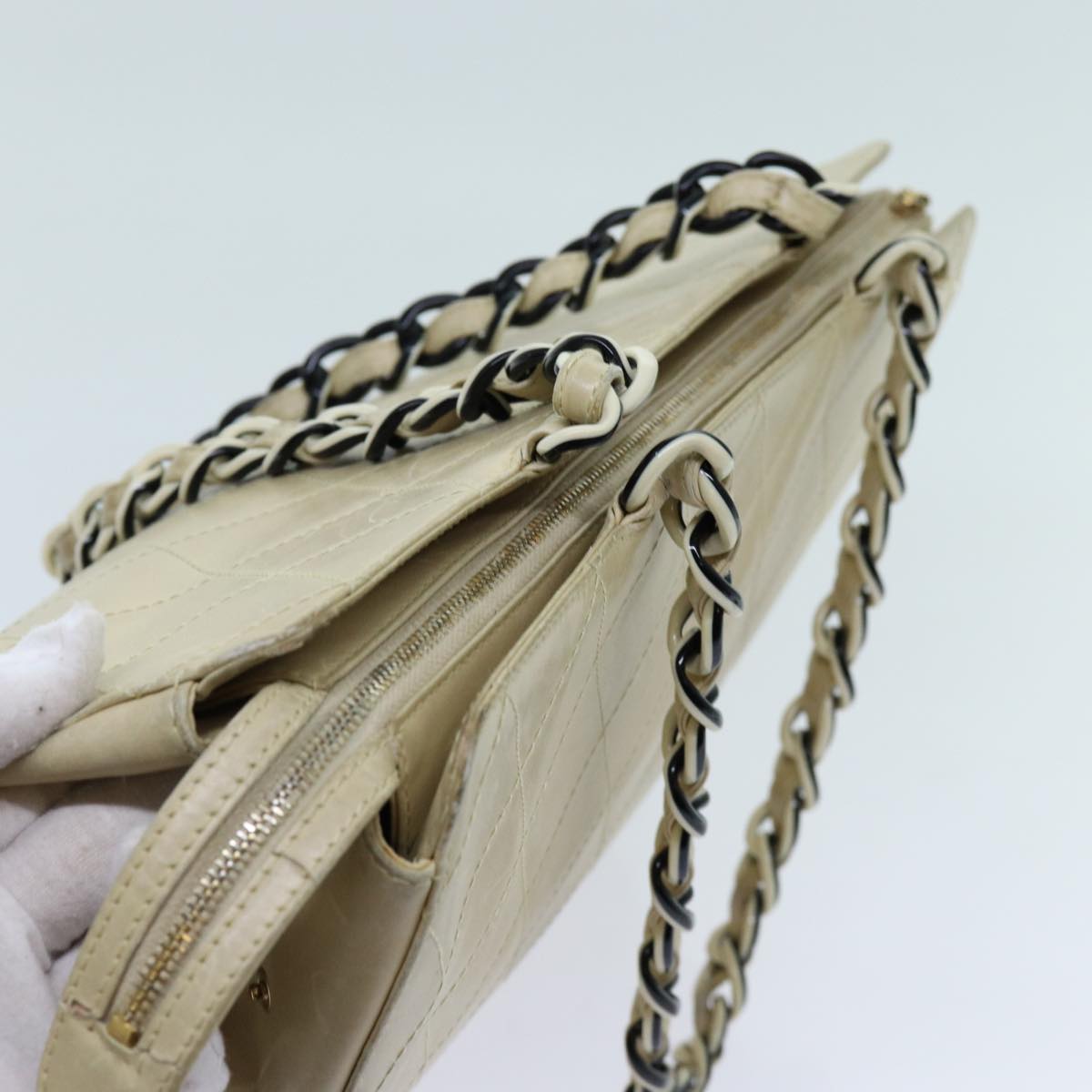 Top Quality Chanel Matelasse Chain Tote Bag Leather Beige CC Auth yk11588
