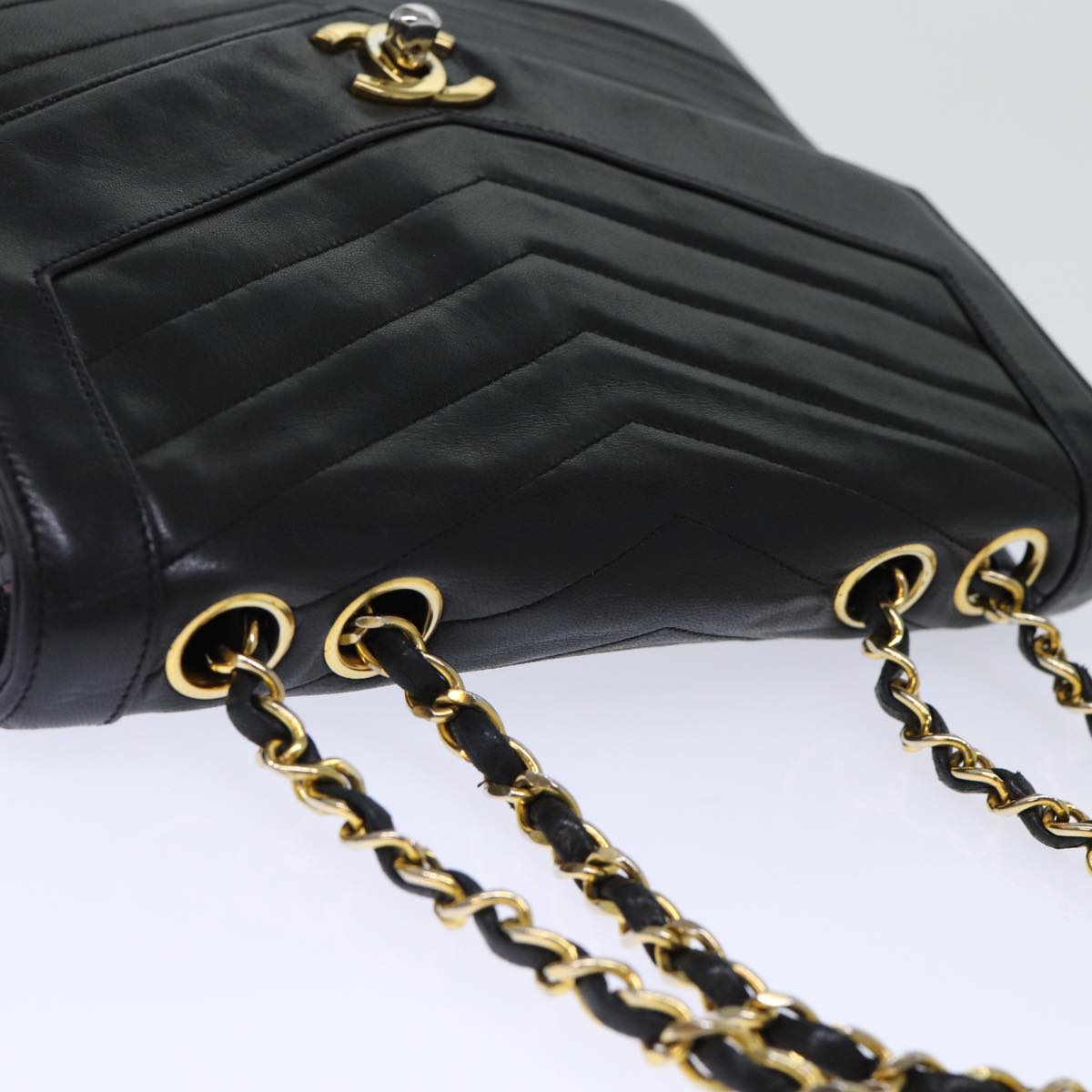 CHANEL Turn Lock Chain V Stitch Hand Bag Lamb Skin Black CC Auth yk11929A