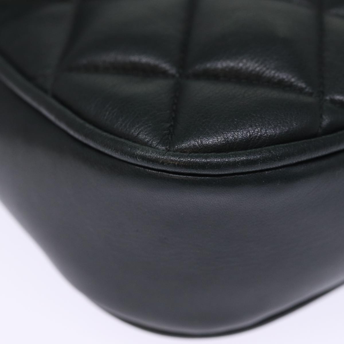 Top Quality Chanel Matelasse Turn Lock Chain Shoulder Bag Lamb Skin Green CC Auth yk12713A