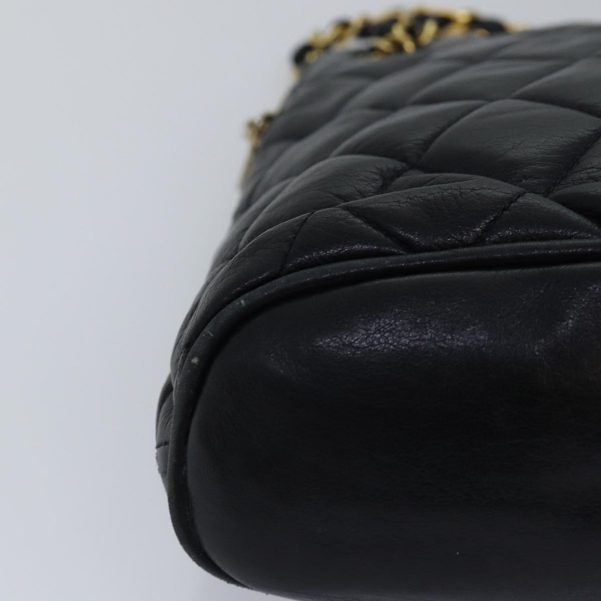 Top Quality Chanel Matelasse Chain Shoulder Bag Lamb Skin Black CC Auth yk13018
