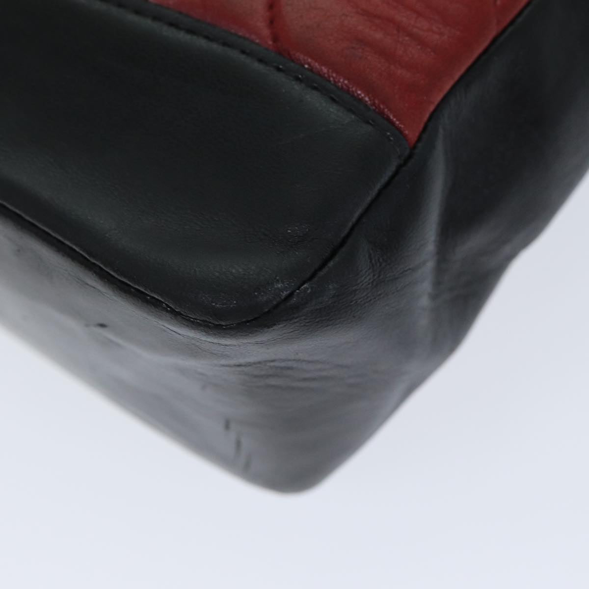 Top Quality Chanel Matelasse Turn Lock Shoulder Bag Lamb Skin Black Red CC Auth yk13361