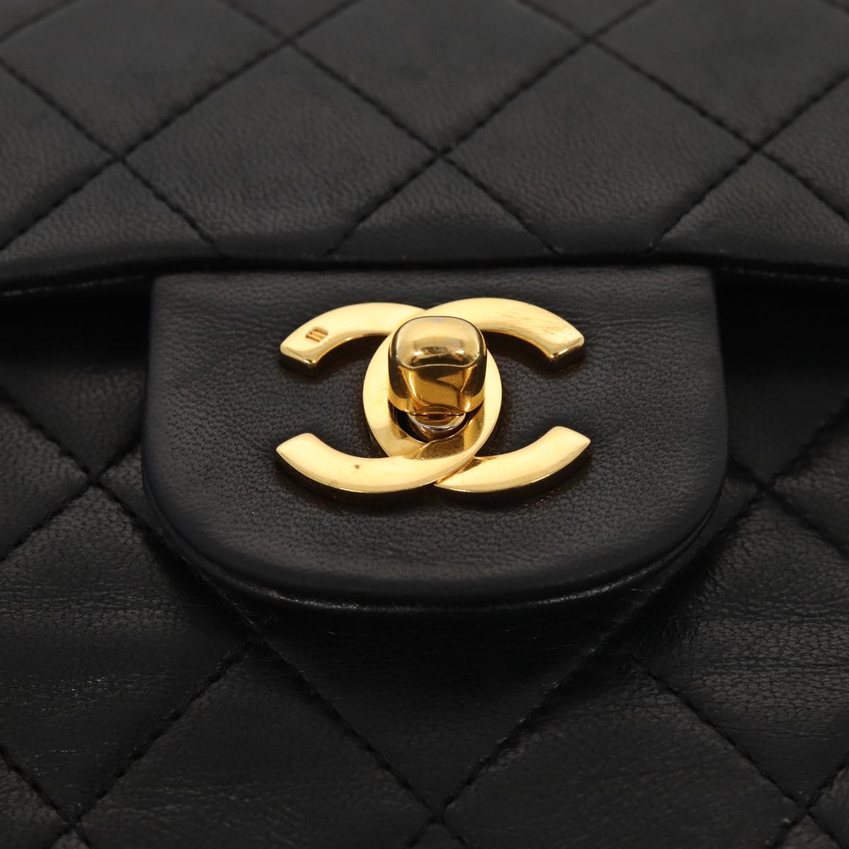 Top Quality Chanel Matelasse 23 Turn Lock Chain Bag Lamb Skin Black CC Auth yk13530A
