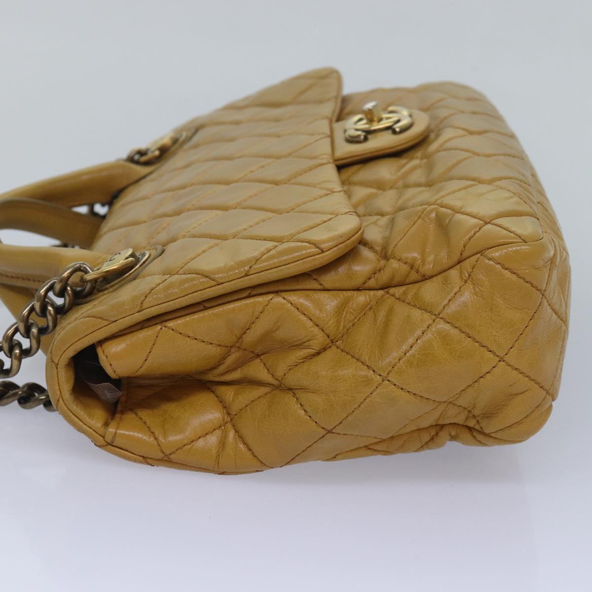 Top Quality Chanel Matelasse Turn Lock Chain Shoulder Bag Leather Yellow CC Auth yk13973A