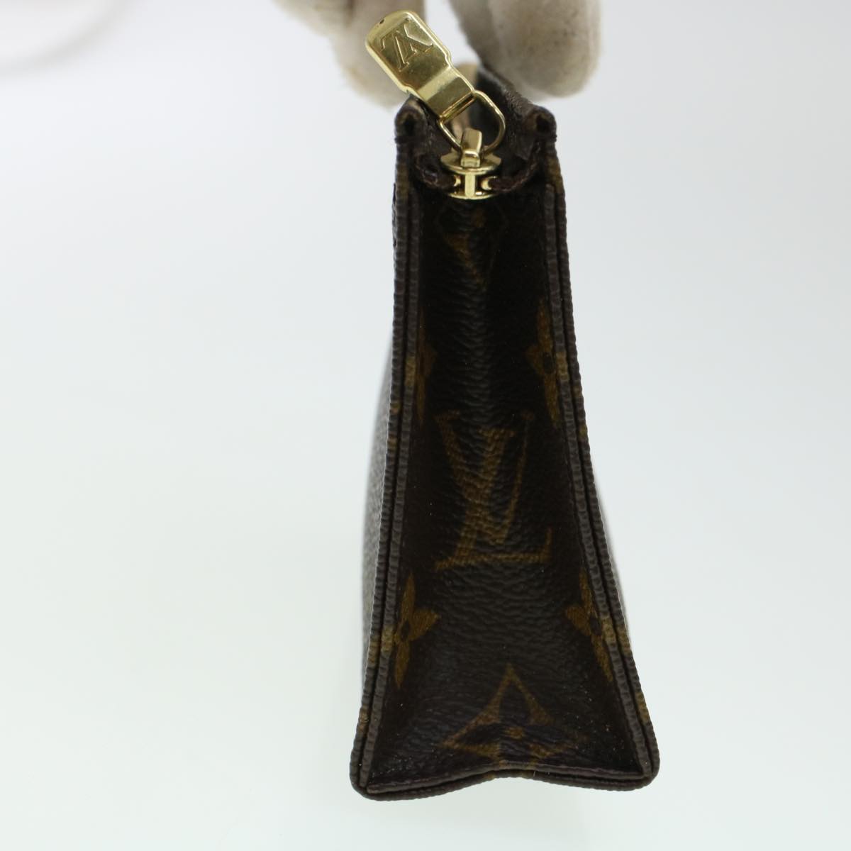 LOUIS VUITTON Monogram Poche Toilette 15 Pouch M47546 LV Auth yk7037B