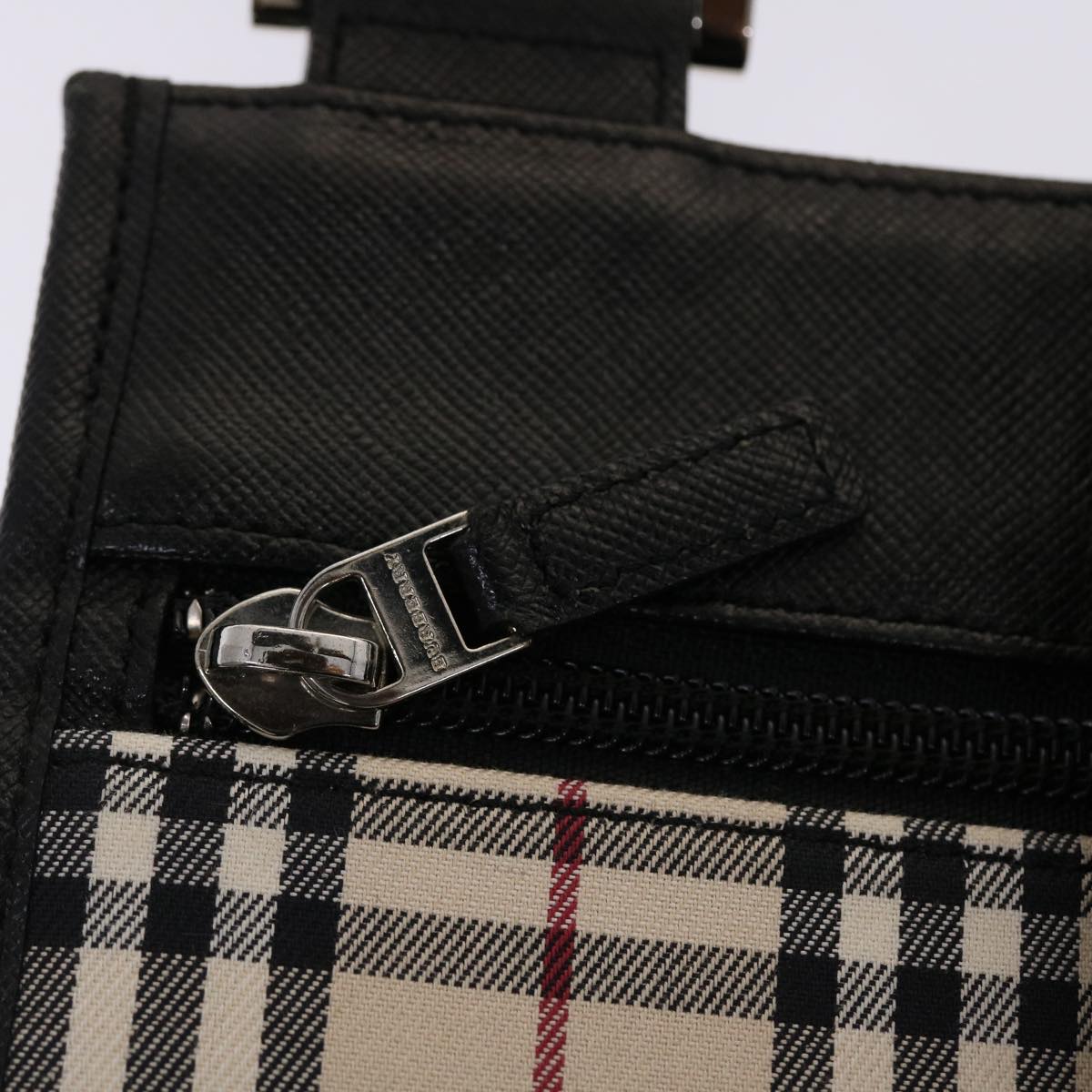 BURBERRY Nova Check Shoulder Bag Canvas Beige Black Red Auth yk7666B