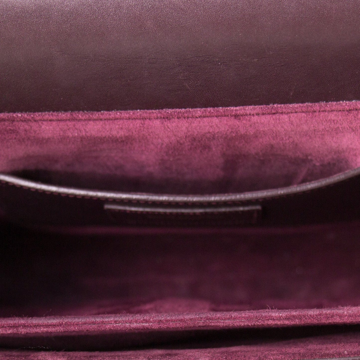 Yves Saint Laurent Lulu Medium Shoulder Bag